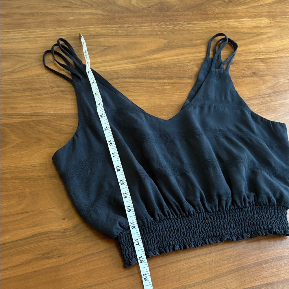 Free People Black Smocked Waist Crop Cami Strappy Bubble Blouson Top Size Small - Picture 5 of 5